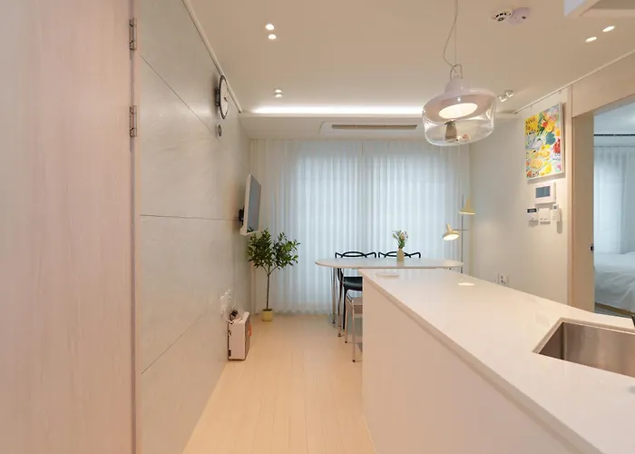 Yg House